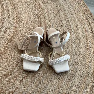 AB Helena Shoes