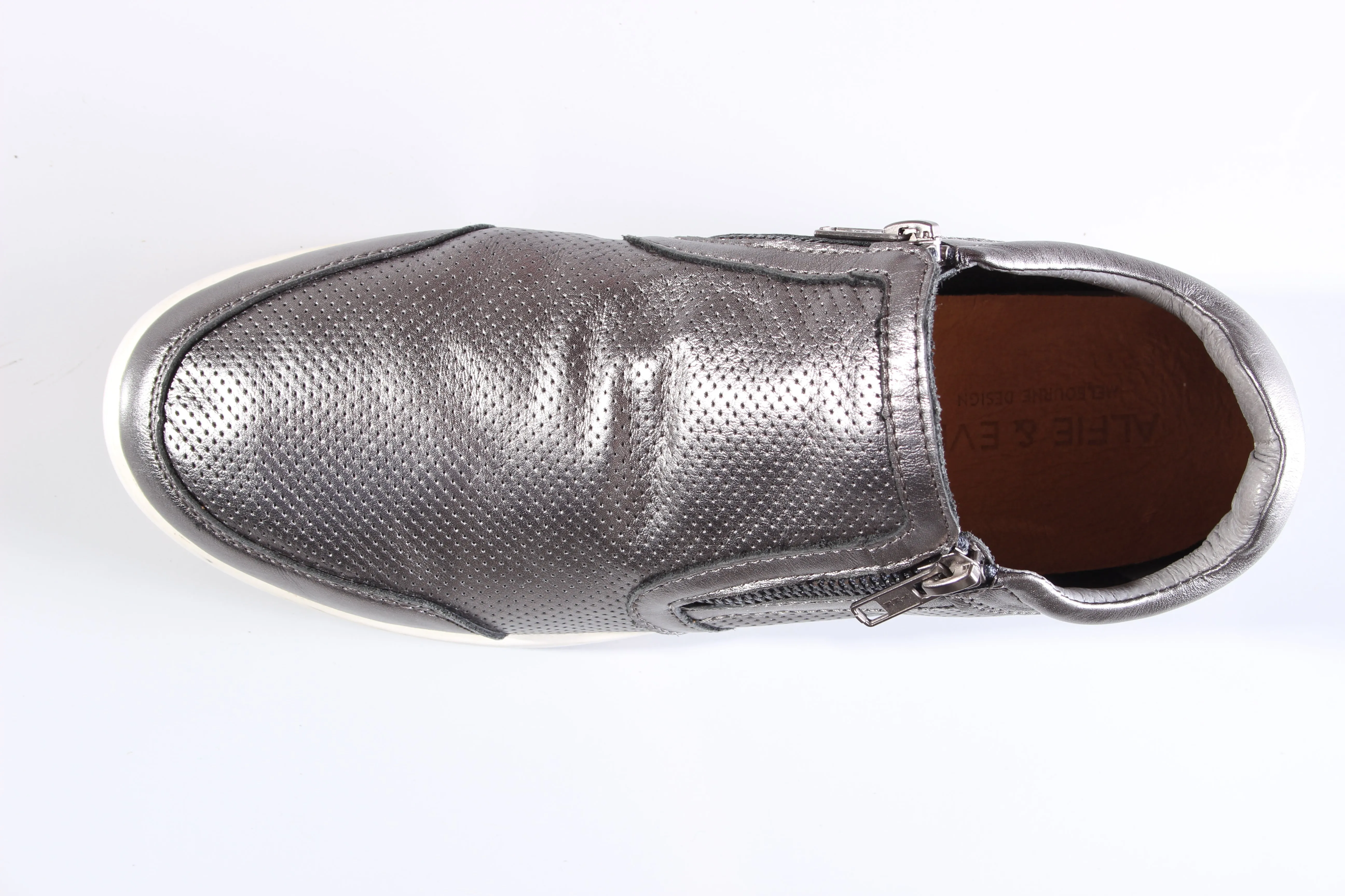 ALFIE & EVIE - Pewter leather sneakers! 8.5