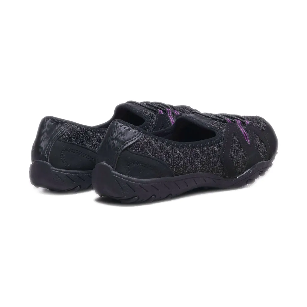 Athletic Bungee Sport Shoes Fabric Black Colour For Women