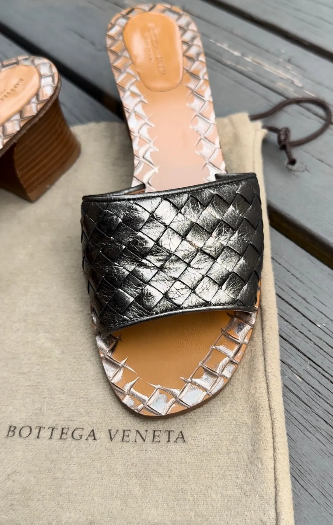 BOTTEGA VENETA Intrecciato Leather Slide Sandals