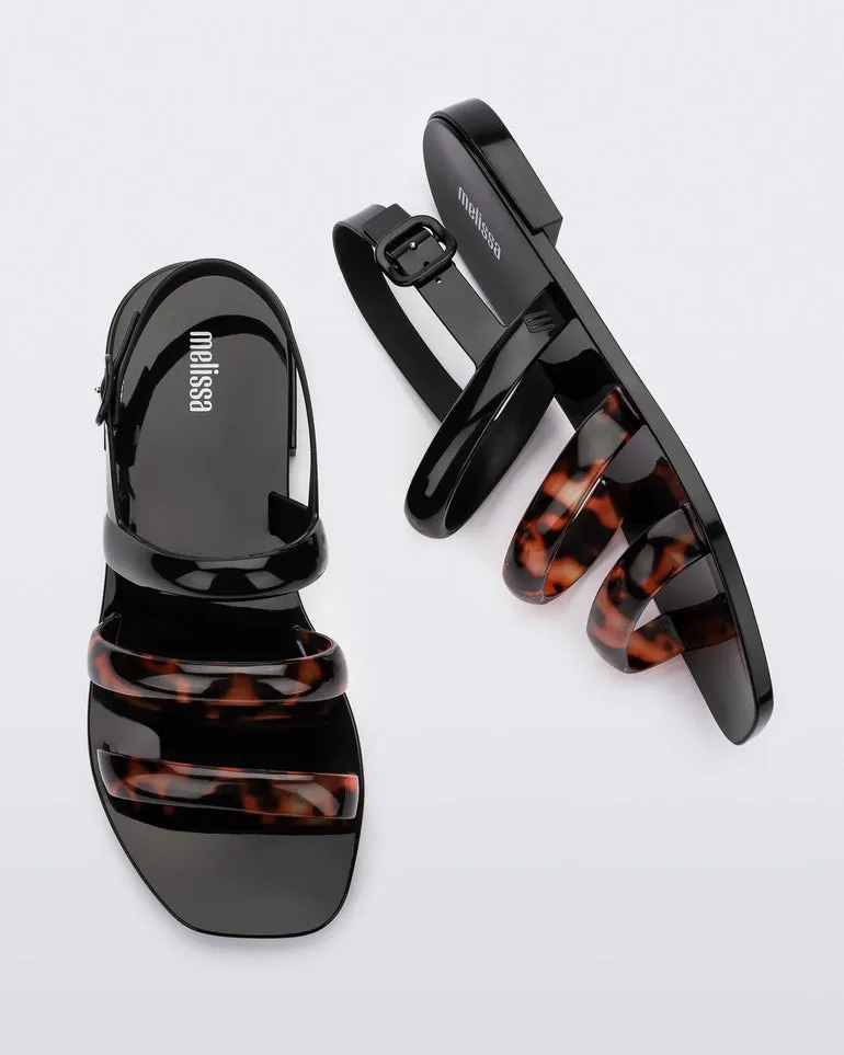 Essential Wave Sandal | Black/Tortoise
