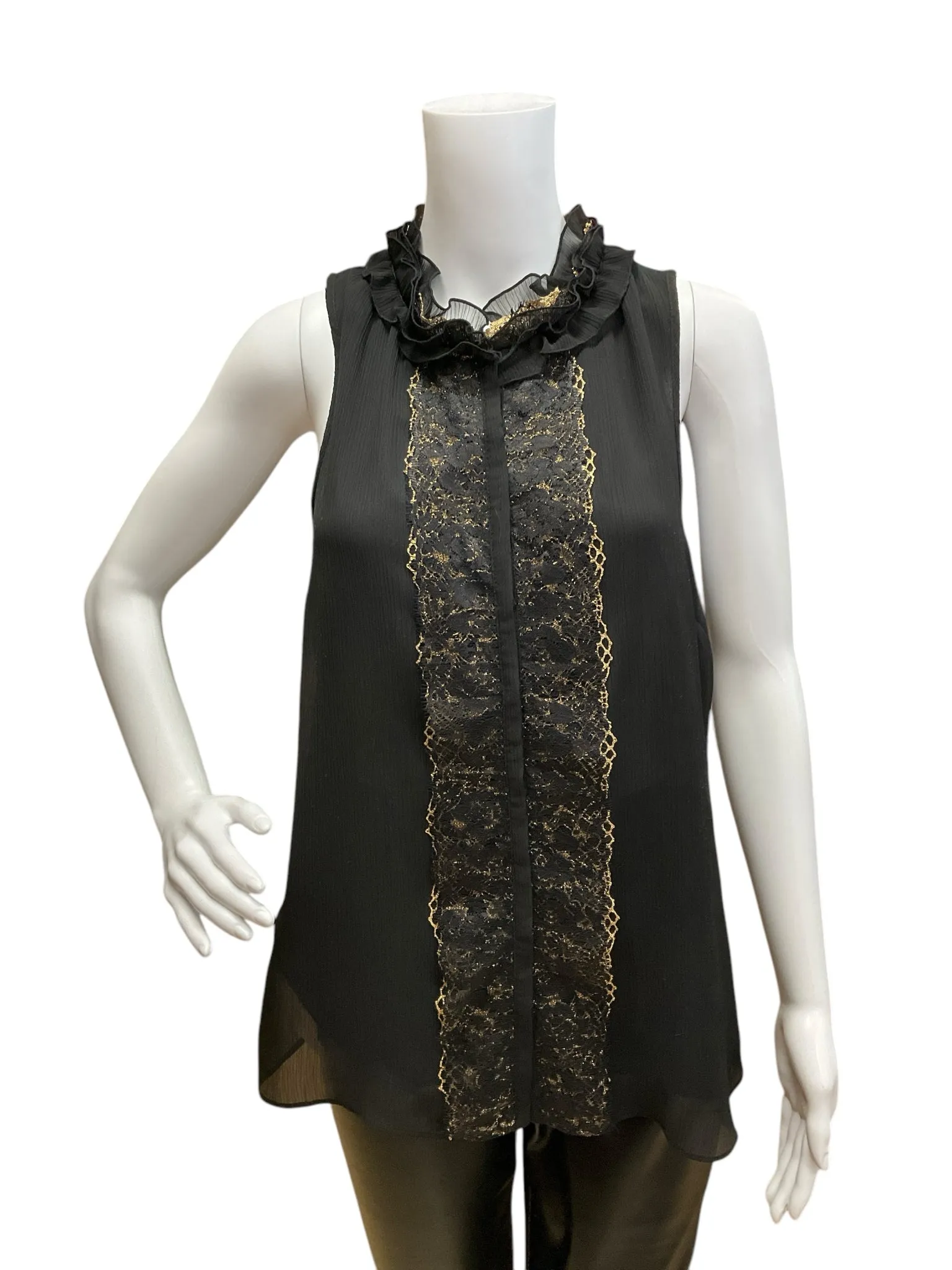 Jennifer Lopez Size Medium Black/Gold Lace Consignment Ladies Evening Wear