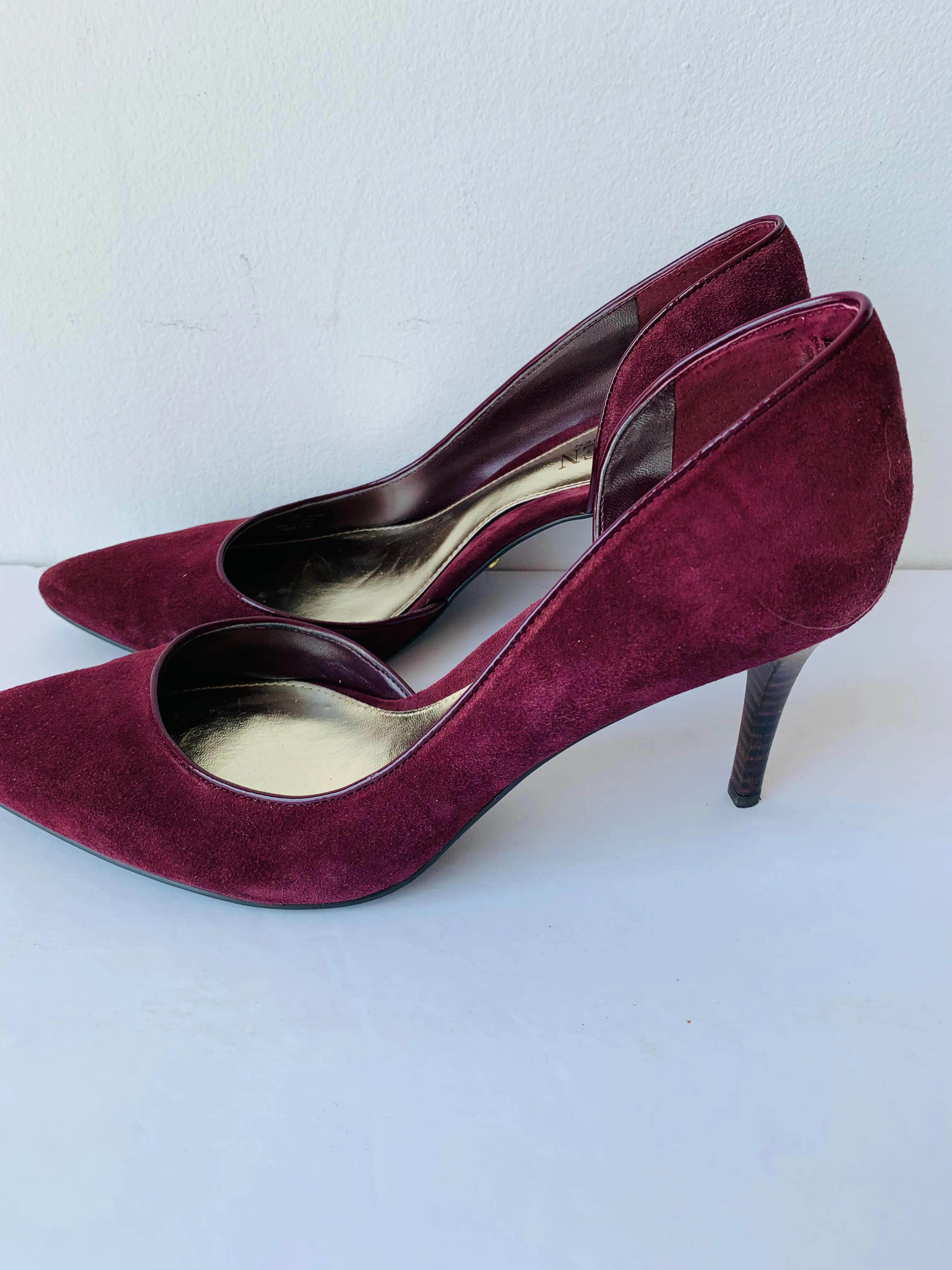 Lauren Ralph Lauren Burgundy Suede Pumps Size 9