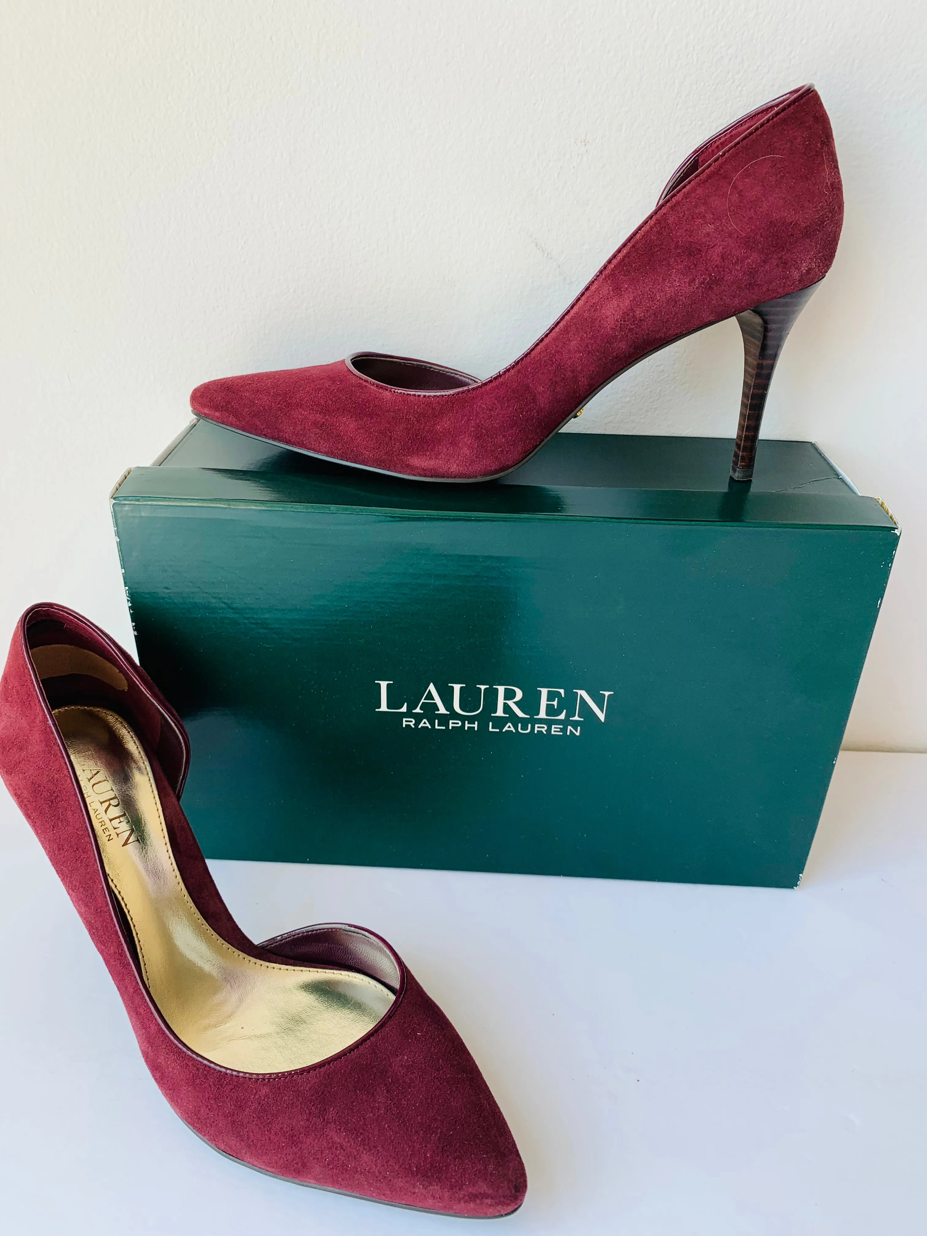 Lauren Ralph Lauren Burgundy Suede Pumps Size 9