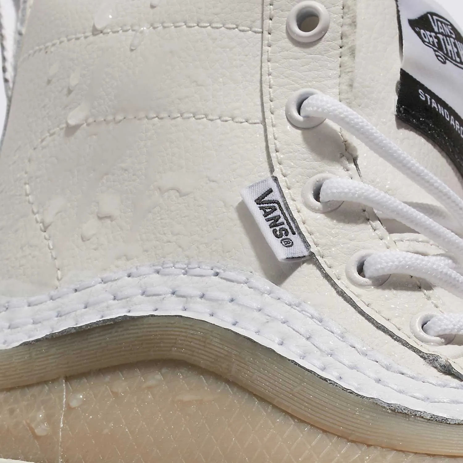 MTE Standard Mid Waterproof Shoes