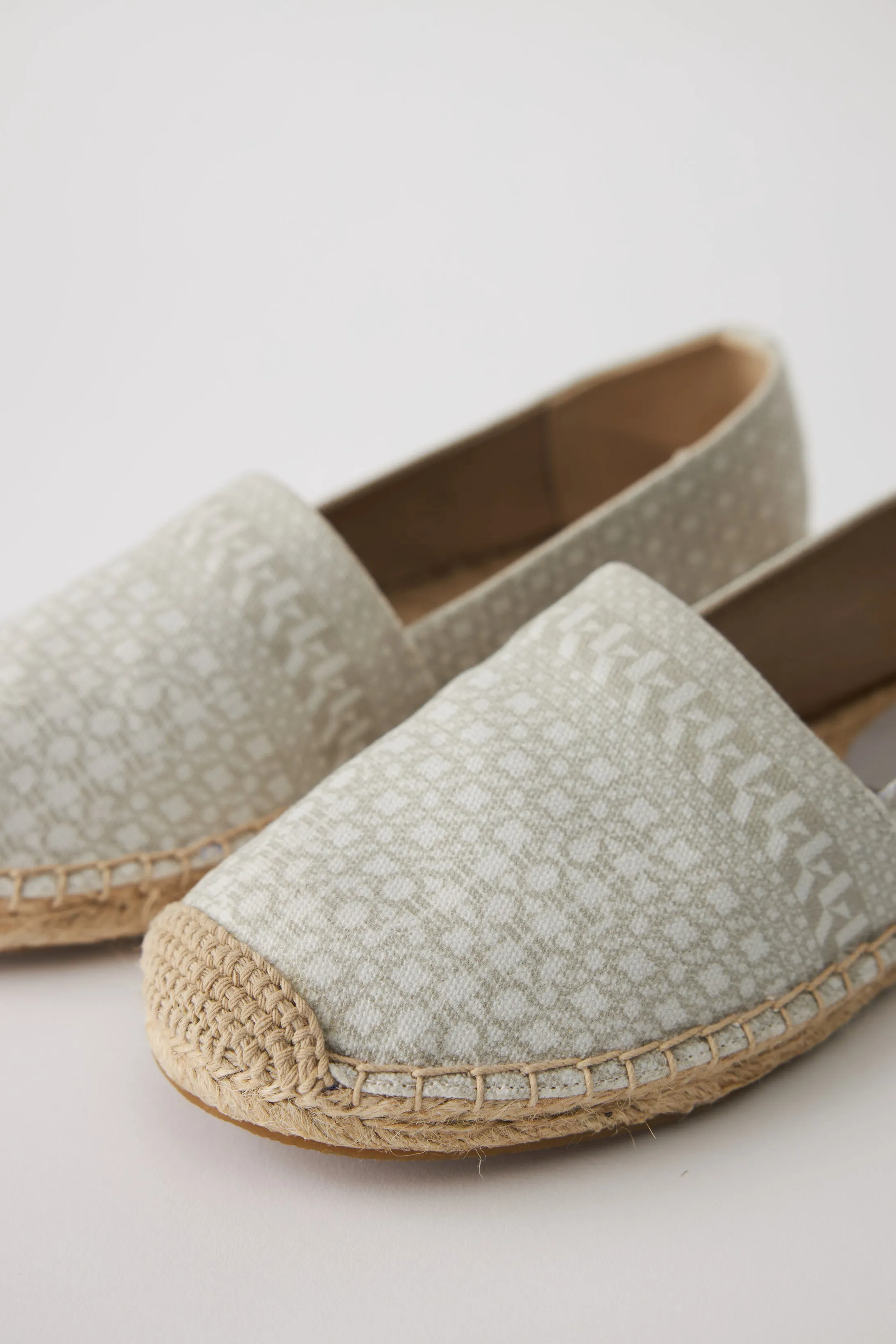 Quinn Grey Espadrille