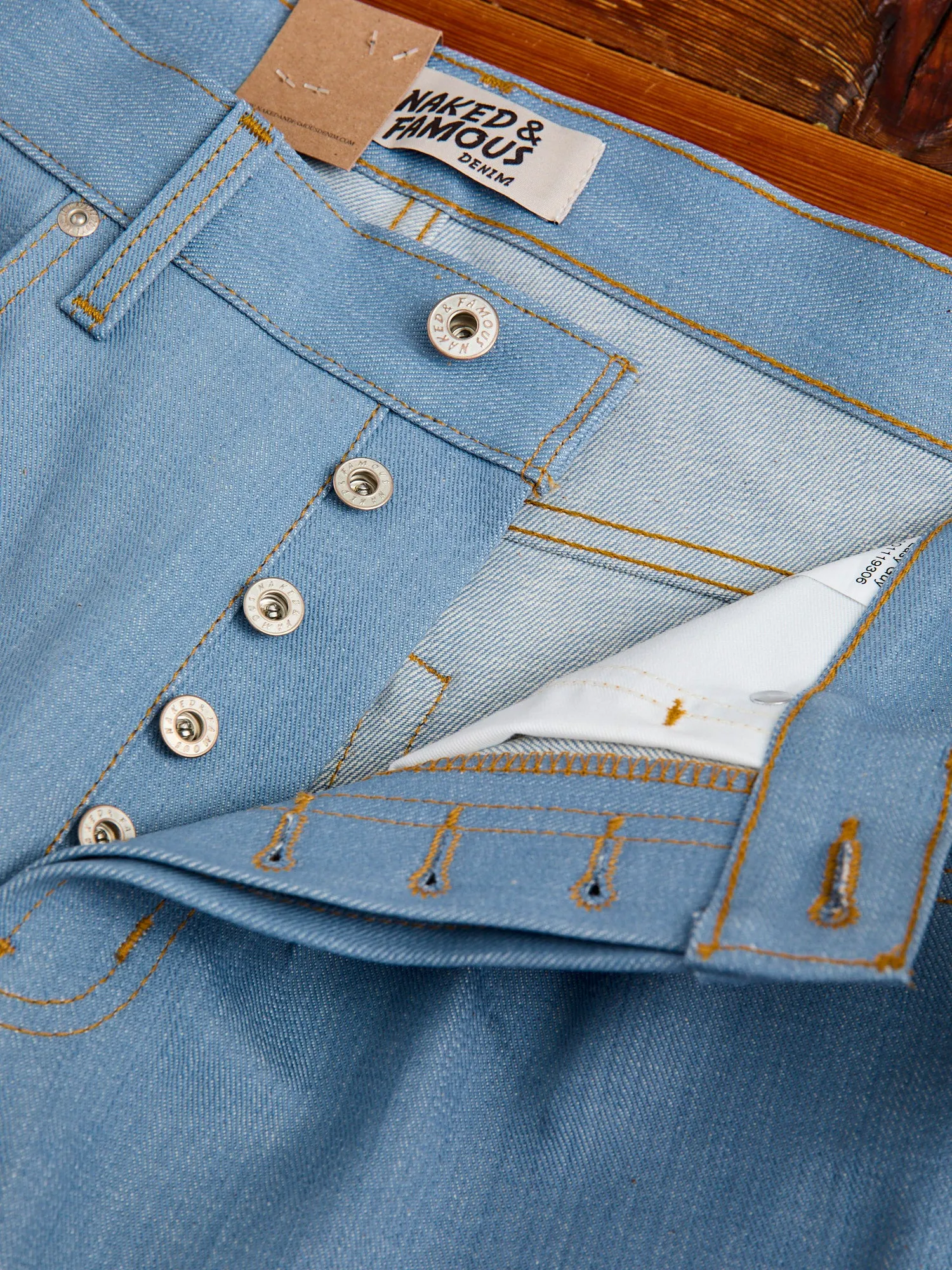 "Left Hand Twill Sky Blue" 13.75oz Selvedge Denim - Easy Guy Fit