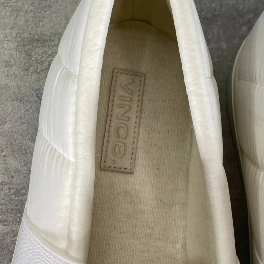 VINCE. Women's White Blair Quilted Round-Toe Slip-On Sneakers SZ 9