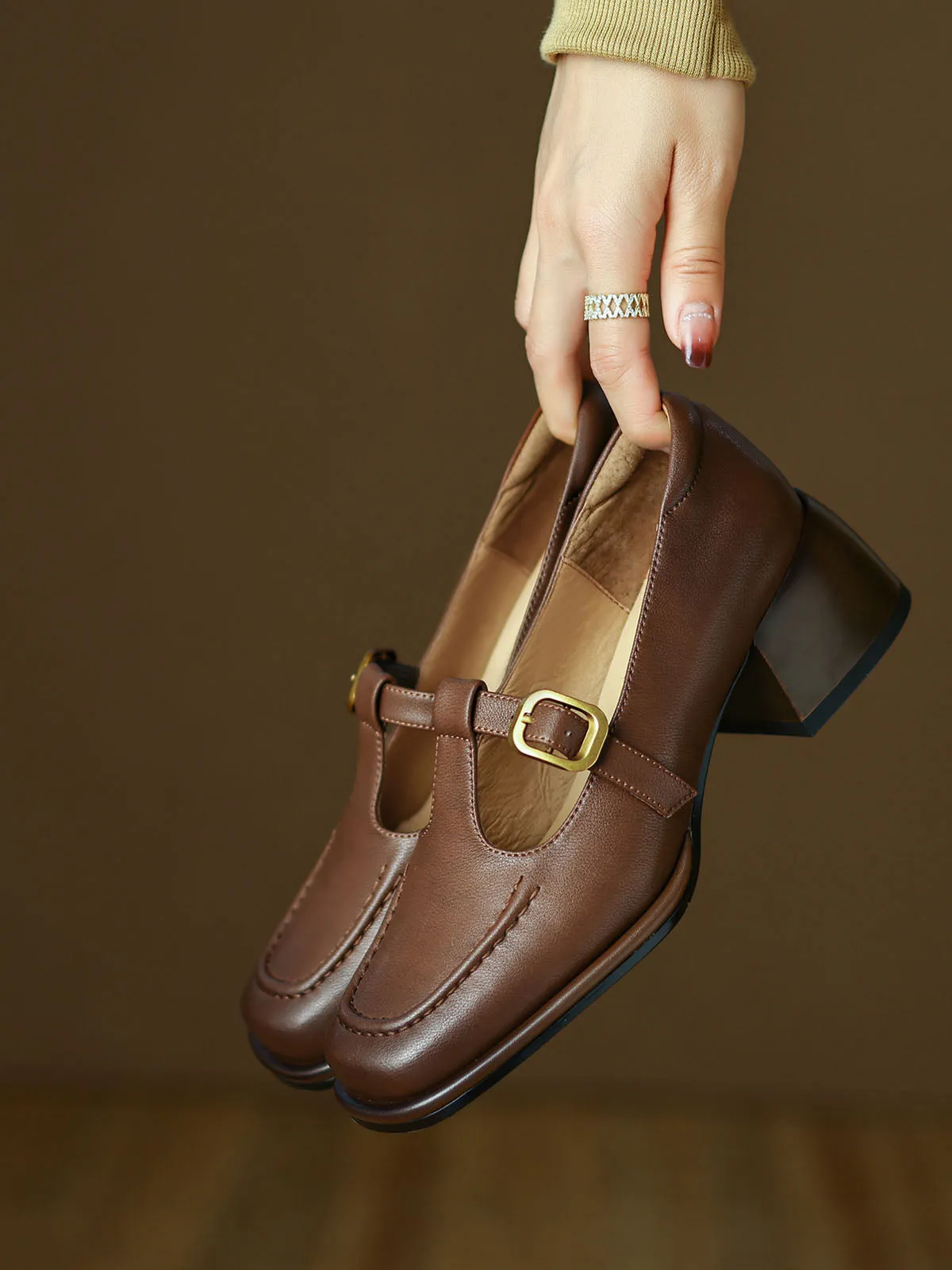 Women's Chunky Heel T-Strap Squared Toe Solid Color Leather Shoes
