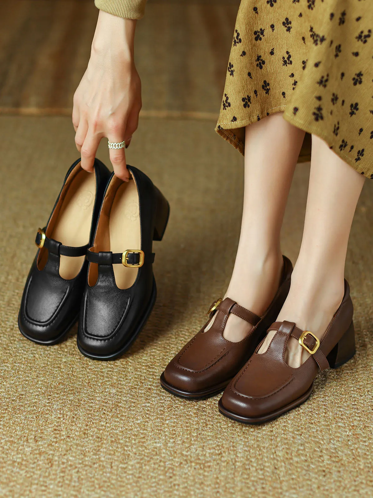 Women's Chunky Heel T-Strap Squared Toe Solid Color Leather Shoes