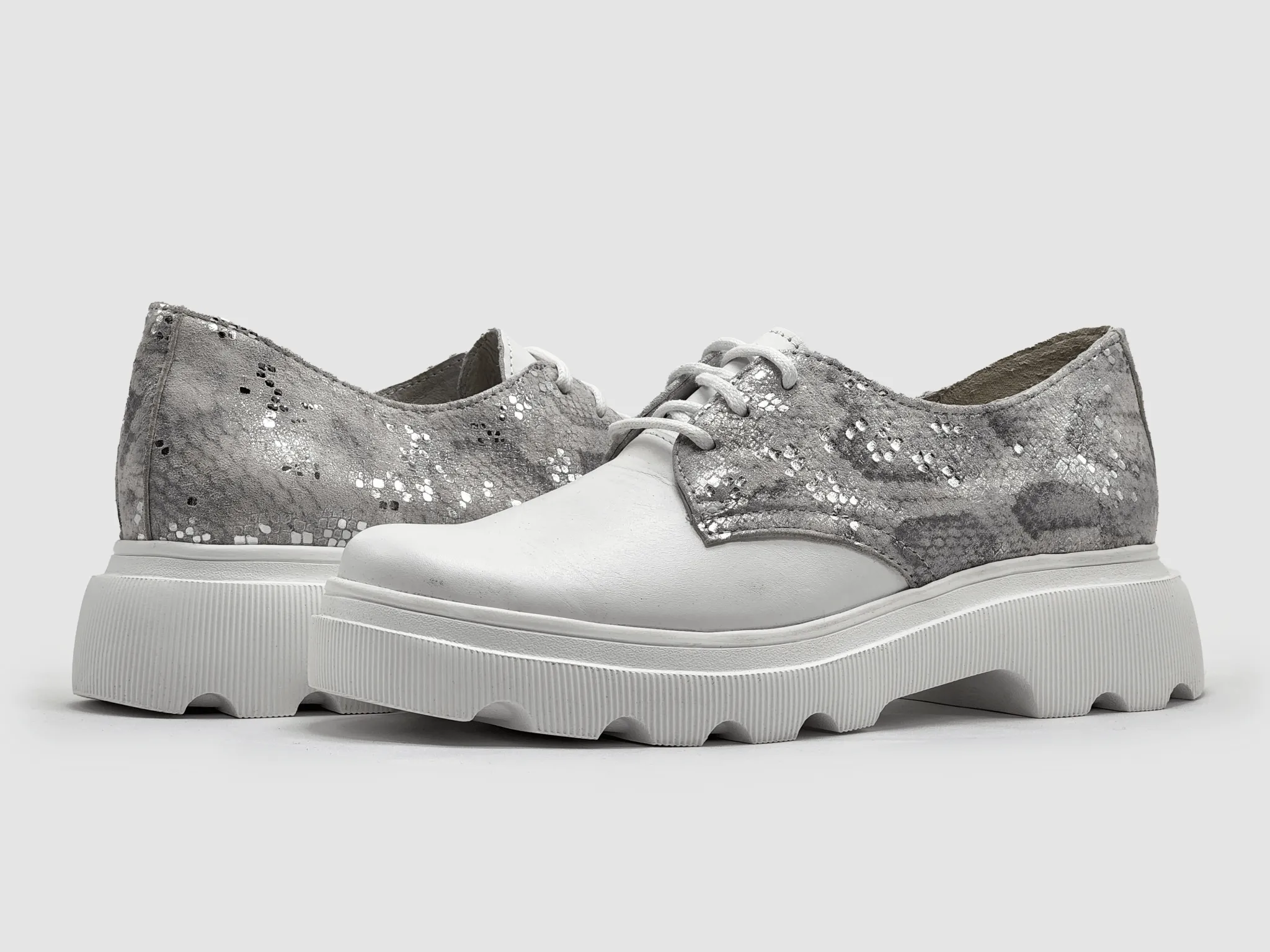 Women's Modern Low-Top Leather Shoes - White
